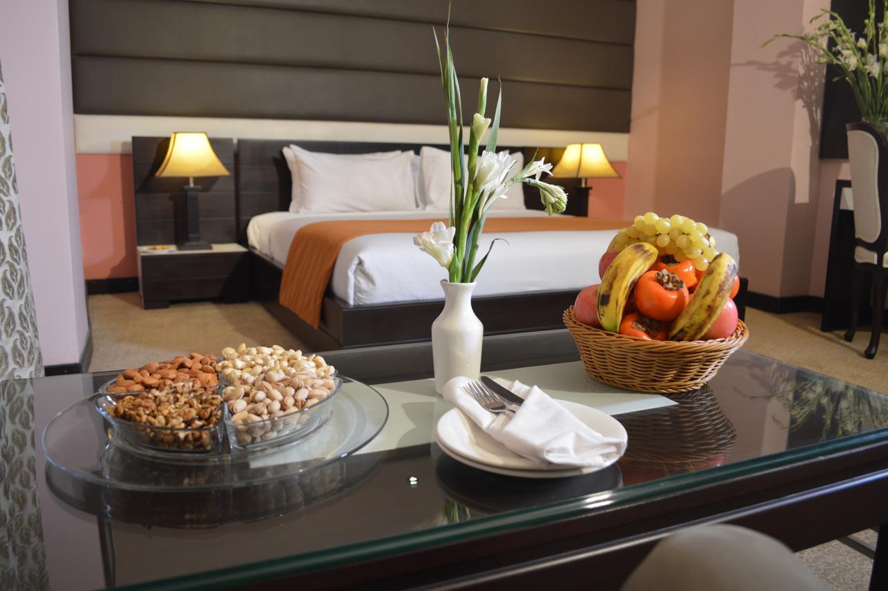 Fort Continental Hotel Peshawar Ngoại thất bức ảnh