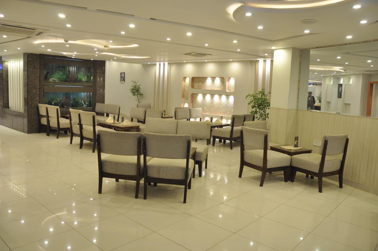 Fort Continental Hotel Peshawar Ngoại thất bức ảnh