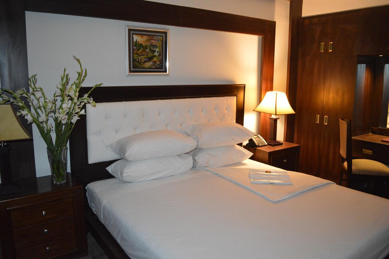 Fort Continental Hotel Peshawar Phòng bức ảnh