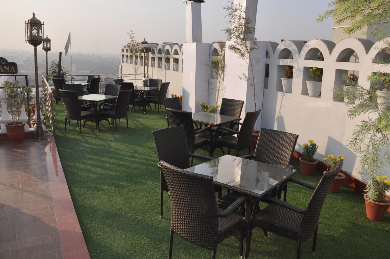 Fort Continental Hotel Peshawar Ngoại thất bức ảnh