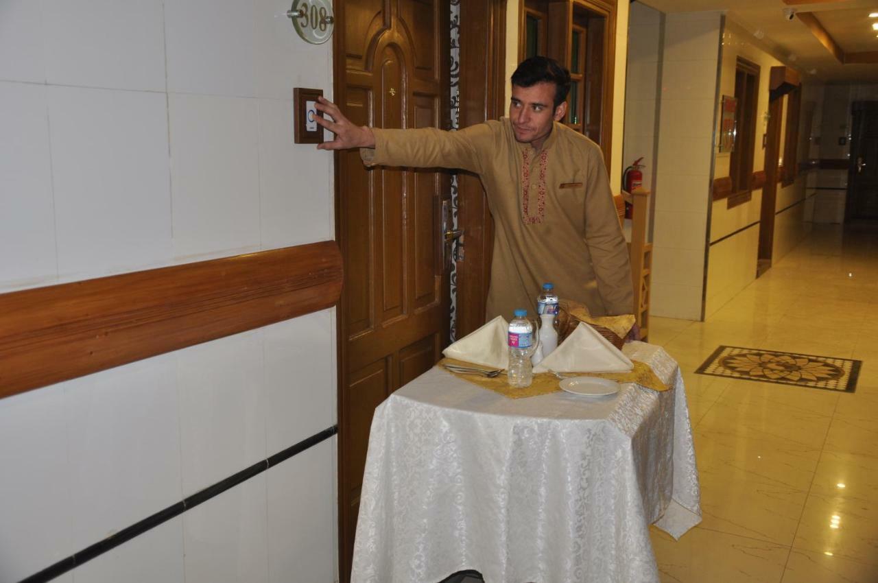 Fort Continental Hotel Peshawar Ngoại thất bức ảnh